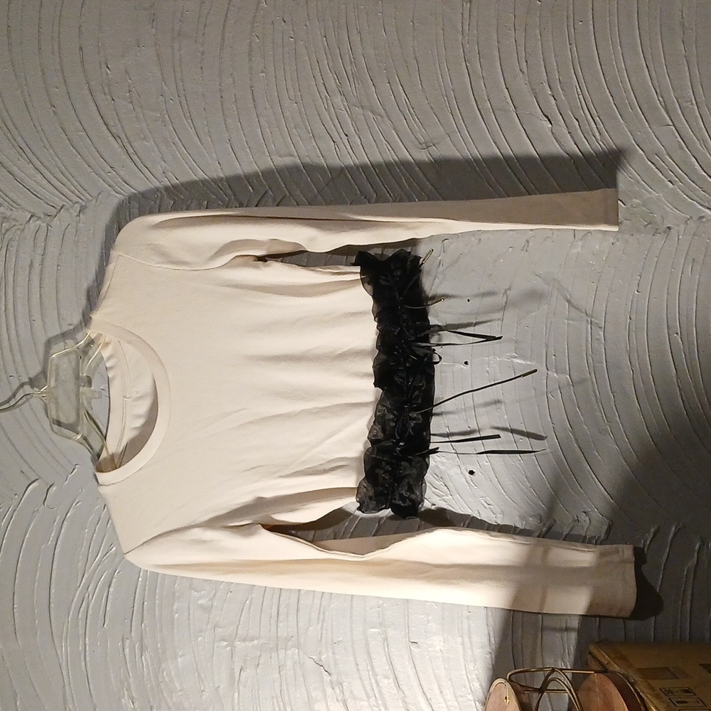 Mini white blouse